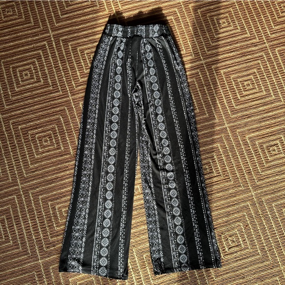 Joe B Pants - Picture 2 of 4